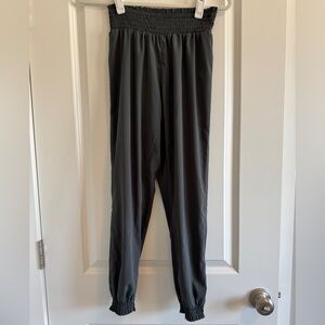 Aerie Gray Elastic Waist Pants